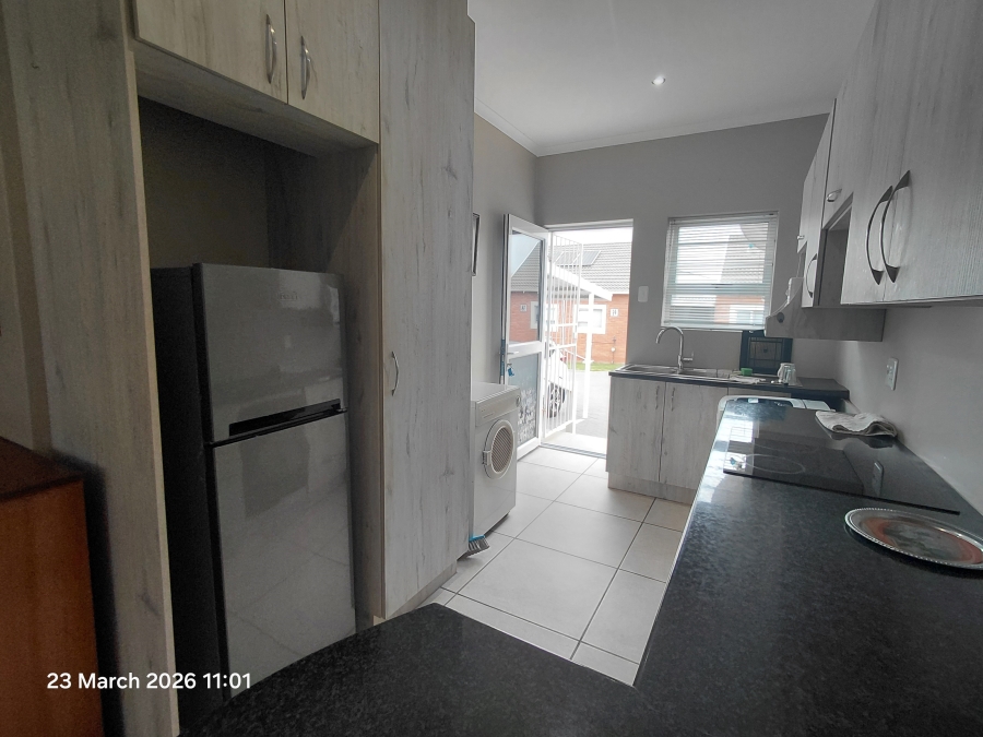 To Let 2 Bedroom Property for Rent in Fairview Eastern Cape